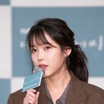 최초로 대상 <b>수상</b>할 가수 출신 여자 배우는?