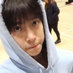 [NCT즌] 난 김동영 회색 <b>후디</b>가 그렇게 치인다....