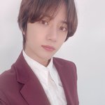 얘보다 <b>셀카</b>못찍는 아이돌없다