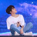 [세븐틴] 나 원우 사진좀 찾아주라