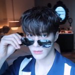 [NCT즌] 우리 제노는 <b>웜톤</b> 쿨톤 다 필요 없어요