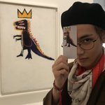 진심 <b>뷔</b>는 ㄹㅇ잘생긴게 맞는듯