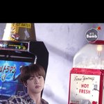 [방탄소년단] <b>캡쳐</b>중인데