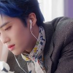 [펜타곤] 예나니 프리뷰때도 줄 이어폰끼더니