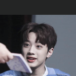 <b>현주</b> 볼때마다 눈매나 그런거 누구 닮았다생각했는데