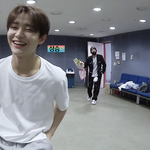 [트레저] 박지훈 흰티에 <b>츄리닝</b> 입고 있는거 왜 좋지