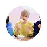 [방탄소년단] 지미니 먹방이나 뷰티방송 보는게 분명함ㅋㅋㅋ