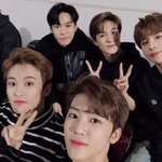 [NCT즌] 마크재민정우 셋만 나온 사진 있음?