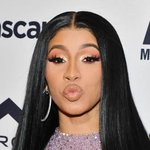 [댓글부탁해] 현재 <b>아동폭력</b>으로 구속된 카디비