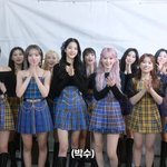 얘넨 사쿠라가 센터했었어야 <b>균형</b>이 잘 맞았겠다
