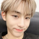 [NCT즌] 윈<b>위니</b> 셀카는 이게 레전드인듯