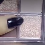 이 <b>섀도</b>팔레트 제품명 아는사람