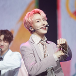 [펜타곤] <b>의상</b> 바꿧다 돌겟네
