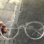 저번주 <b>목욜</b>에 안경 잘못바꿨다고 징징거렷던 앤데