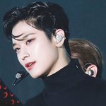 완벽하게 각 잡힌 <b>하관</b>에 설렐 男돌