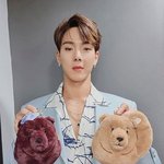 몬엑 <b>셔누</b> 파우치 봤냐