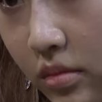 아니 이런 <b>입술</b>은 어떡해야하냐