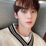 뉴이스트 <b>민현</b> 진짜 존잘..