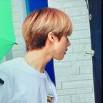 [NCT즌] 역시 와기의 <b>턱선</b>....