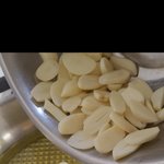 나 전에 감바<b>스할</b>때 넣은 마늘봐