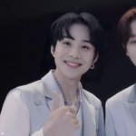 [NCT즌] <b>선량</b>한 해파리 김정우 짤 공유함니당 ~