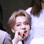 비주얼 <b>장인</b>이 틀림없는 男돌