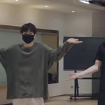 [EXO] 엑소 다같이 <b>연습</b>하는거 보는거 얼마만이냐