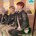 [NCT즌] 지금 허리굽히고 폰만지는 애들