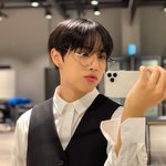 [더보이즈] 역시 <b>선우</b> 거울셀카는 짜릿해