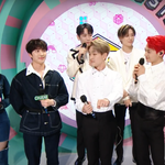 [모두드루와] 성덕이 되서 너무 감격스러워 보이는 김민주.<b>GIF</b>