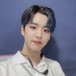 [펜타곤] 오늘 <b>첫주</b> 끝나서그런가