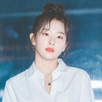 <b>화사</b>해서 딱 좋은 여돌