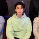 [NCT즌] 재민이 <b>진지</b>하게 옷이 하나밖에 없나봐