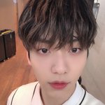 얼굴에서 이걸 뭐라해?<b>빛삭</b>