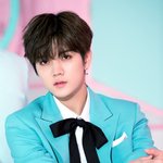 매일 눈부신 <b>인생샷</b> 찍는 男돌