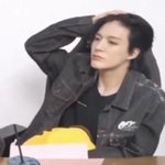 [NCT즌] <b>앞머리</b> 넘기니까 조카 미쳤다