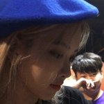 <b>로제</b> 얼굴형