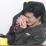 [무한분열] <b>남친</b>의 사진을 찍어주는 표정이란