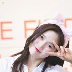 사랑스러워서 <b>마냥</b> 예뻐