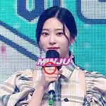 [드루와] 오늘자 <b>위즈</b>원이 선물해준 반지끼고 나온 김민주