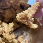 ㅅㅂ 치킨먹다 닭 <b>깃털</b> 나왔다고