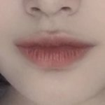 나 <b>입술</b> 이쁘지
