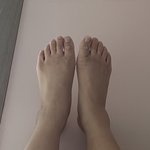 나보다 발 못 생긴 사람 있냐