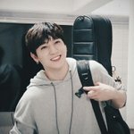 [댓글부탁해] 이거누구임??????????