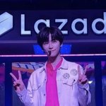 [NCT즌] 애들 사진은 <b>보정</b>까지 해서 완벽하게 올리는데