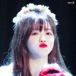 딱히 <b>보정</b>도 필요 없을 매력적 미모
