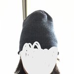 단 한 번도.. 밖에 쓰고나가지 못한 <b>비니</b>