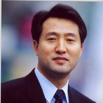 근데 <b>오세훈</b> ㄹㅇ 잘생긴편아니냐
