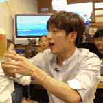 [댓글부탁해] 얘들아 실시간 창밖에서 누가 무<b>야호</b>함