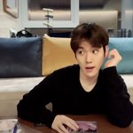 아 나 펜하 따라하는 <b>변백현</b> 표정 때문에 미치겠어